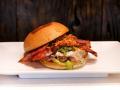 Valuence INFINITIES × UMAMI BURGER 期間限定コラボ