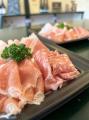 北九州発！生ハムの美味しさを切りたてで提供　utf-8
