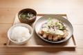 お米高騰の今こそ！三宮ランチは「ご飯食べ放題」で決