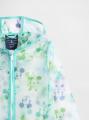 Gap、洗練されたデザインと機能性を兼ね備えた梅雨の