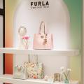 フルラが期間限定ポップアップ ストア 「FURLA 1927」