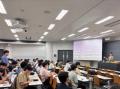 【拓殖大学】テレビ東京報道局キャスター大江麻utf-8