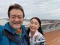 俳優 大和田伸也、妻・五大路子、息子夫婦と家族クル