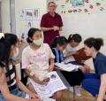 小学生が 、AI を活用して起業を体験！夏休み特別プロ