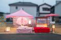 とんがり屋根のカラーテント「アーバルテント（URBALE