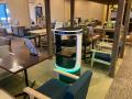 AI技術搭載の配膳ロボット「Servi Plus」、『札utf-8
