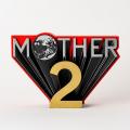 『MOTHER2』ロゴの立体ロゴフィギュアと、どせいさん