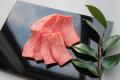 五島初・ファーム直営の精肉店「やまぐちファームのお