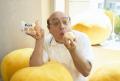 懐かしの駄菓子がファミマでスイーツに! 「モロッコヨ
