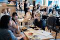 宮迫博之＆ラファエルが登場！ONECARAT夏のオフライン