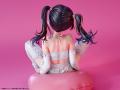 白いアイドル衣装の「魅坂ねむ」がフィギュアで新登場