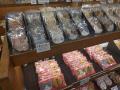 老舗煎餅店みなとやが“にゃんべい”で支援する保utf-8