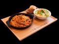 福岡・大名の人気オムライス店が食堂に転換。物価高に