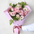今月はどんな花？　毎月花と色が変わる「誕生日ブーケ
