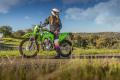 カワサキからアウトドアライディングの新提案「KLX230