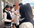 富山県の高校生が南アフリカへ英語児童書を寄贈