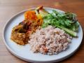 中崎町 カフェ「Wabi cafe」の2つのカレー。ビーガン