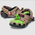 Crocs(TM)、40年にわたり世界中で愛される名作「ゴー