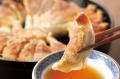 九州博多の風物詩 “中洲の屋台村”を再現！活気ある雰