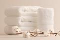 触れるたび、髪と肌を美しく導く。「ReFa LINEN（リフ