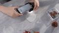 スマホが一瞬で顕微鏡に！300倍拡大可能なスマホレン