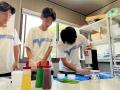 「暑い現場にひと涼みを」安曇川中学生が工事関係者へ