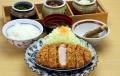 【 厚切りとんかつ よし平 】創業昭和8年、すべてにこ