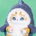 キラキラと輝く目で心を癒す アクセサリーぬいぐるみ