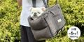 運転席と助手席の間に愛犬だけの特等席♪”運転席と助手