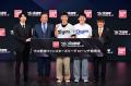 バッテリィズと里崎智也さんが熱狂参戦！試合速報連動
