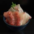 『弱虫ペダル』×海鮮丼専門店「ふじ丸水産」のコラボ“ 『弱虫ペダル』×海鮮丼専門店「ふじ丸水産」のコラボ“