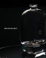黒曜石を封入した香水を展開するブランド『WHOKNOWS』