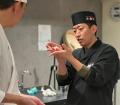 日本の「寿司職人不足」に、参加型支援で挑む。受講者