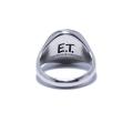 SF映画の金字塔『E.T.』。不朽の名作とのアクセサリー SF映画の金字塔『E.T.』。不朽の名作とのアクセサリー