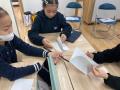 「手帳」を使って手書きに親しむ学びを全国へ小学生を