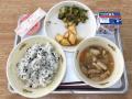 ”小豆島産ごま”体験と『ごまんぞく給食』を提供～土庄