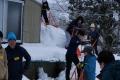 社会貢献活動の一環として「雪かき活動」を実施 社会貢献活動の一環として「雪かき活動」を実施