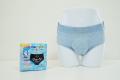 見た目も涼しげなアイスブルーカラーの生理用ショーツ