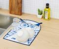 インテリアのアクセントにもなる、かわいい水切りマッ