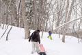 【スノーシューで自由に巡ろう！】「滝野の森」で春探
