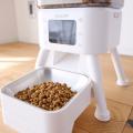不在時も2種類のフードをあげられる！健康管理やちょ