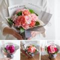 花瓶や水換えが不要の「そのまま飾れる花束」シutf-8