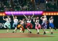 CANDY TUNE“7人同時始球式”で球場沸かす「アイドル髪 CANDY TUNE“7人同時始球式”で球場沸かす「アイドル髪