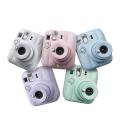 アナログインスタントカメラ「instax mini 13(TM)」の アナログインスタントカメラ「instax mini 13(TM)」の
