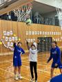 TOTO茅ヶ崎女子バスケットボール部の選手による『バス