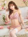 人気モデルPyunAが可憐すぎる新作ランジェリーをリリ