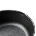 話題の「超・超・軽量フライパン」シリーズに深型タイ