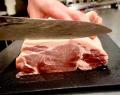 【1日3食限定】箸でほどける“白絹ロース”提供開始。自