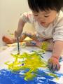 【数量限定】3歳アーティストの“まっすぐな色”を缶に