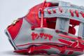 SSKがウルトラマンコラボの野球グラブを発表！